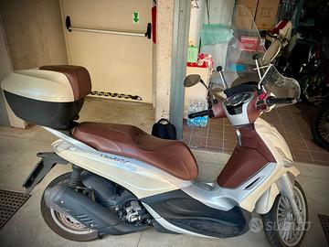 Piaggio Beverly 300 S i.e. (2015 - 16)
