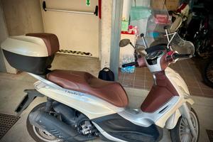 Piaggio Beverly 300 S i.e. (2015 - 16)