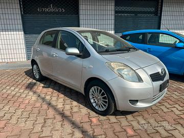 Toyota Yaris 1.4 D-4D 5 porte M-MT Sol