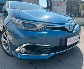 Toyota Auris 1.8 Hybrid Lounge