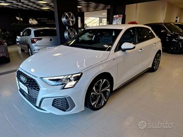 AUDI A3 SPB 35 TDI Stronic S line INT/EST LED MA