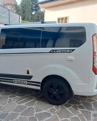 Ford transit custom combi 2021 allestito van