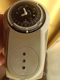 Orologio timer elettrico