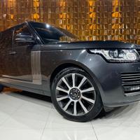 Range Rover 3.0 TDV6 Autobiography iper full E6b