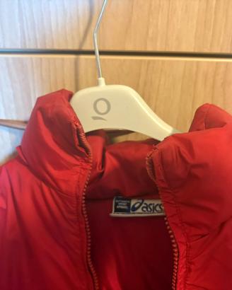 giubbotto piumino marca Asics