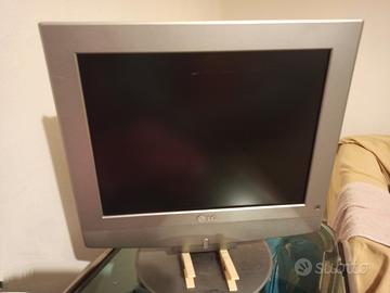 Monitor LCD usato ma funzionante