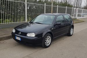 Volkswagen Golf 4 1998 1.4 Benz