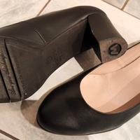 scarpe decolletè Wonders nere