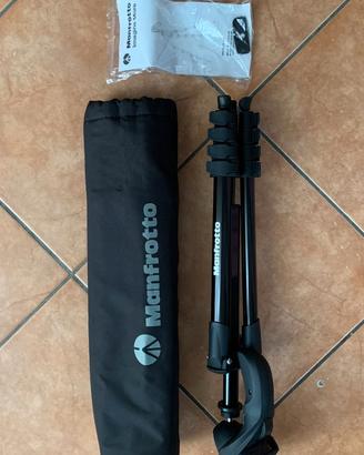 TREPPIEDE MANFROTTO COMPATTO NERO MAI USATO