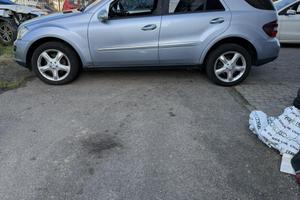 Mercedes ML 320