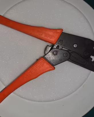 Utensile Cembre Crimpatrice elettricisti uso prof.