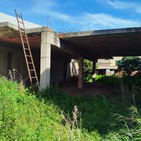 Uta fabbricato al grezzo