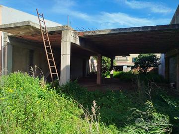 Uta fabbricato al grezzo