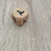 Dado erotico in legno – gioco di coppia divertente
