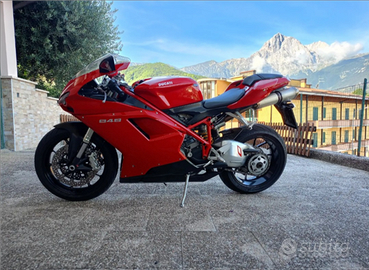 Ducati 848