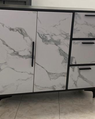 Madia/credenza