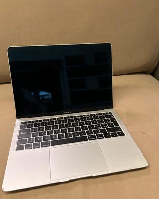 MacBook Air 13-inch