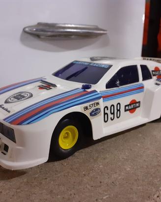 Lancia Beta Montecarlo Martini 1\24 in plastica