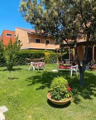 Villino con giardino a 200 metri dal mare