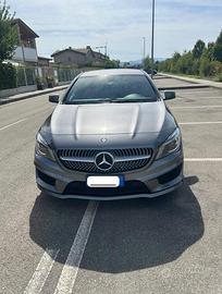 Mercedes-benz  CLA 220D Premium