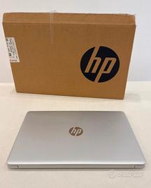 Hp Notebook 15s laptop  8gb ram ssd 256gb Core i3 