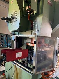 Pressa idraulica da 200 tonnellate