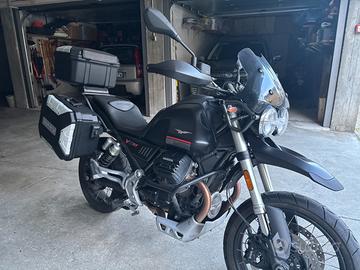 Guzzi v85tt