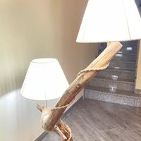 Lampada in legno