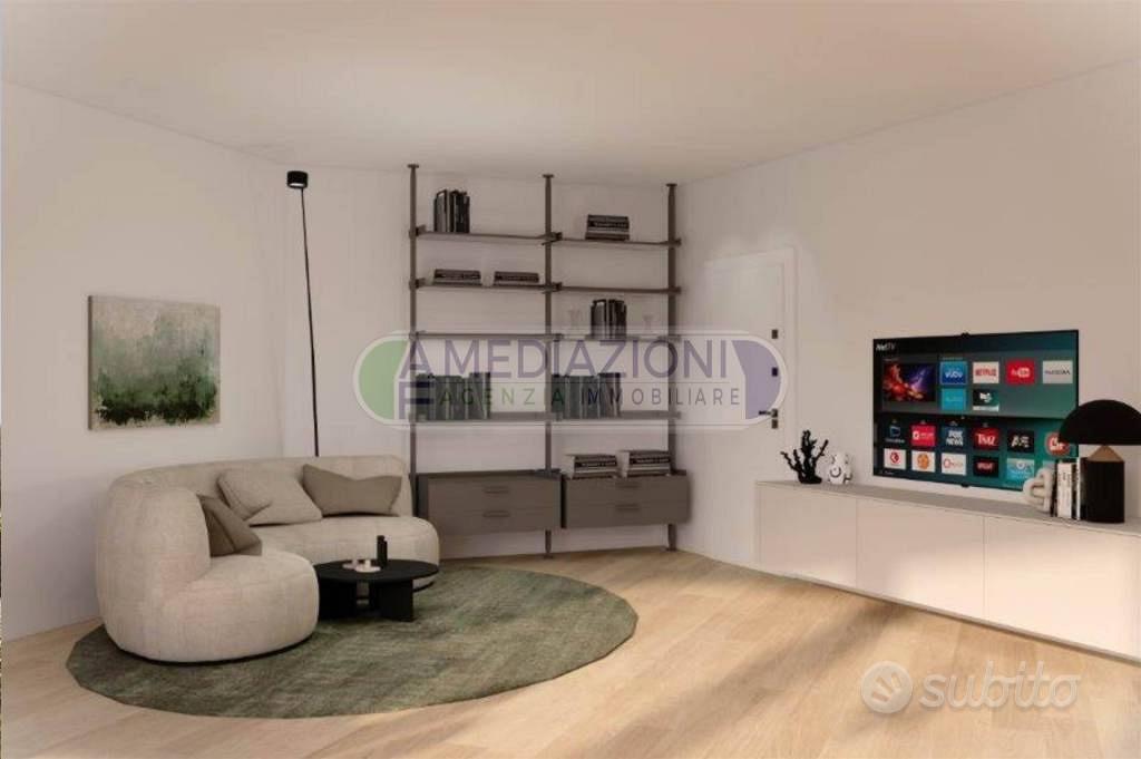 Appartamento di 101 m² con più di 5 locali e box a - Vista 5