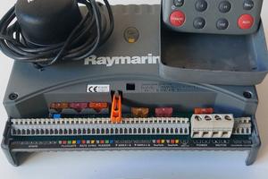Autopilota Raymarine, Display St6002 e Accessori