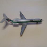 MODELLINO AEREO ALITALIA MCDONNELL DOUGLAS DC-9