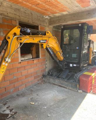 Miniescavatore sany sy26u