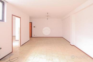 UFFICIO A CARAVAGGIO