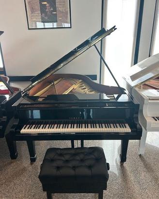 YAMAHA C5 -PIANOFORTE A CODA YAMAHA C5 (SEMINUOVO)