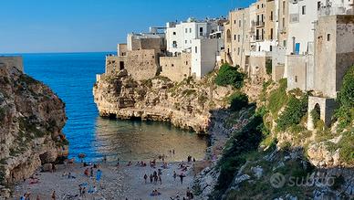 Camperisti sosta settimanale a Polignano a Mare