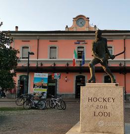 QUADRILOCALE CON DOPPI SERVIZI-stazione LO