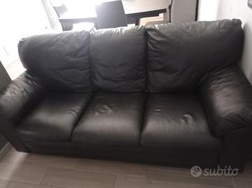 Divano pelle nera