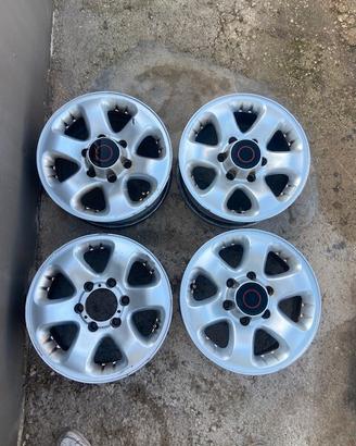 CERCHI IN LEGA OPEL FRONTERA DA 16