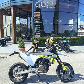 Husqvarna 701 Supermoto