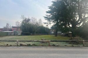 Capriva del Friuli ( Go) terreno edificabile