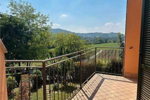 Appartamento arredato con 2 balconi