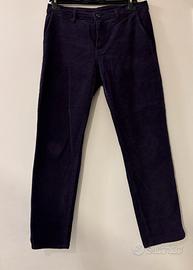 Pantaloni a costine viola