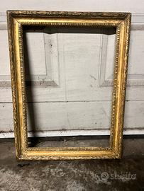 Cornice in legno antica