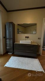Mobile bagno con specchiera