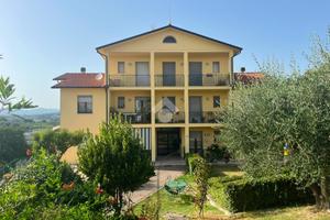 3 LOCALI A AMELIA