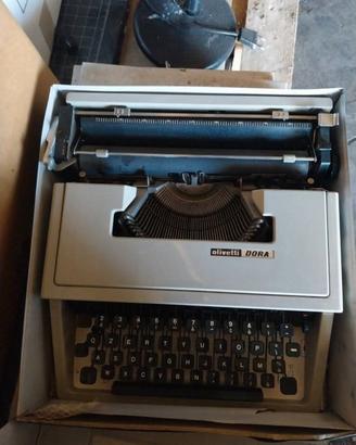 macchina da scrivere 