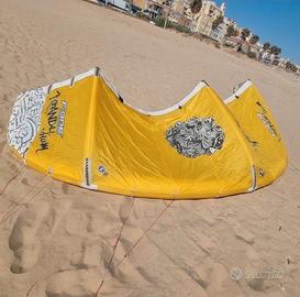 Kitesurf - Vela, barra, trapezio, mute e accessori