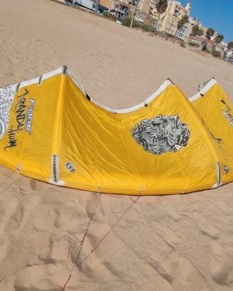 Kitesurf - Vela, barra, trapezio, mute e accessori