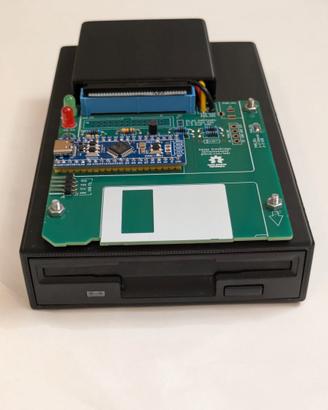 Greaseweazle F1 completo di drive da 3 pollici 1/2