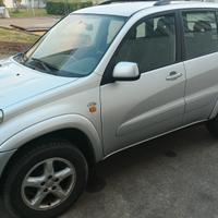 Toyota rav4 2.0 d Diesel usata